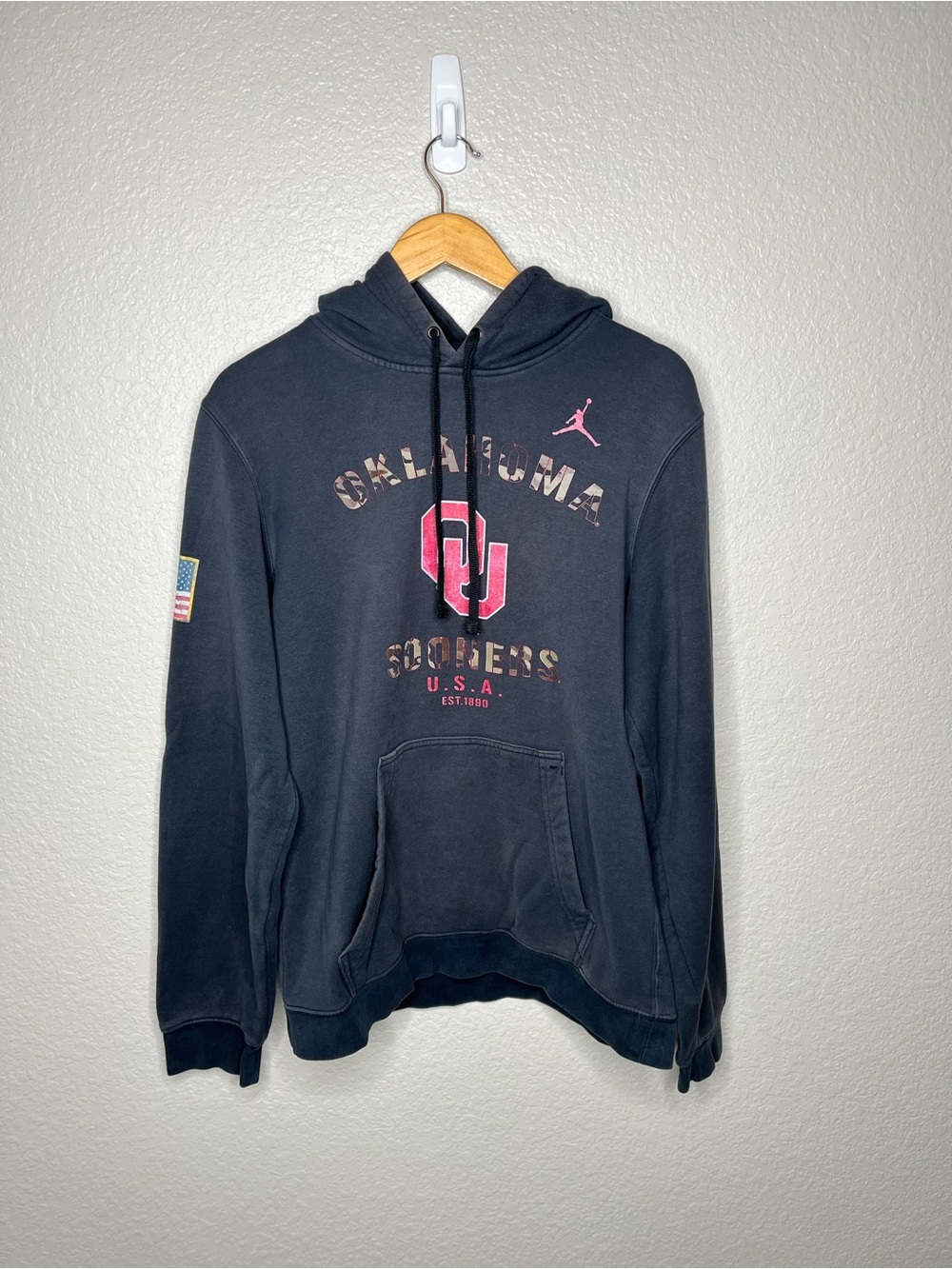 Nike Jordan Oklahoma Sooners‎ Hoodie Black Camo Logo Pullover Sweatshirt Vets M